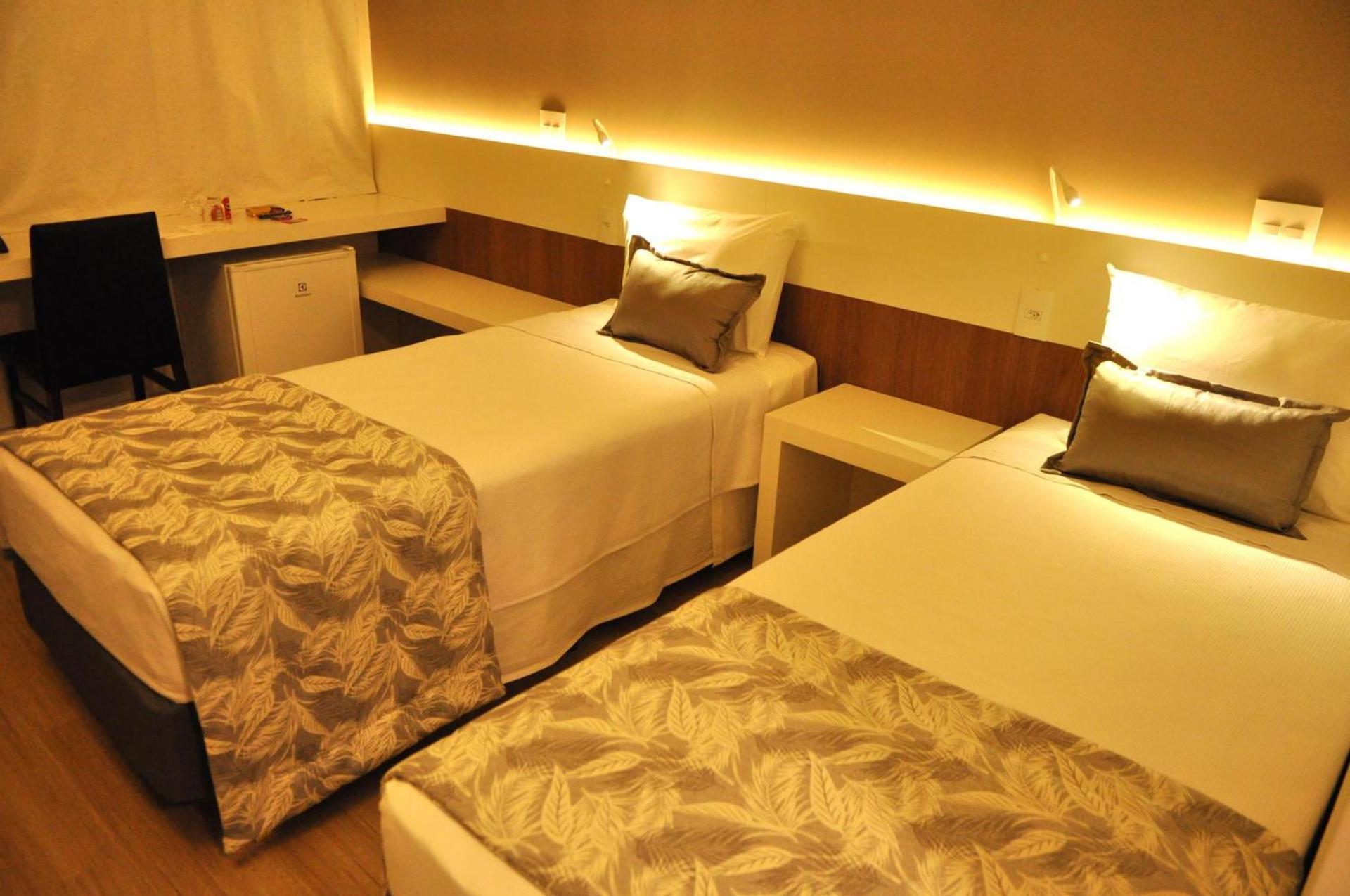 Alegro Hotel Жаріну Екстер'єр фото